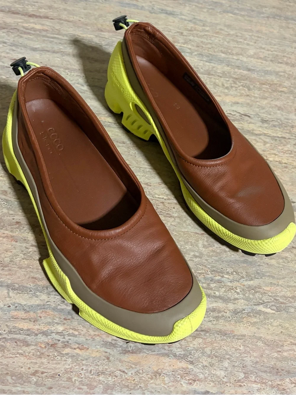 Ecco Biom Natural Motion Brown Leather Slip-On Sneakers with Neon Yellow Accents
